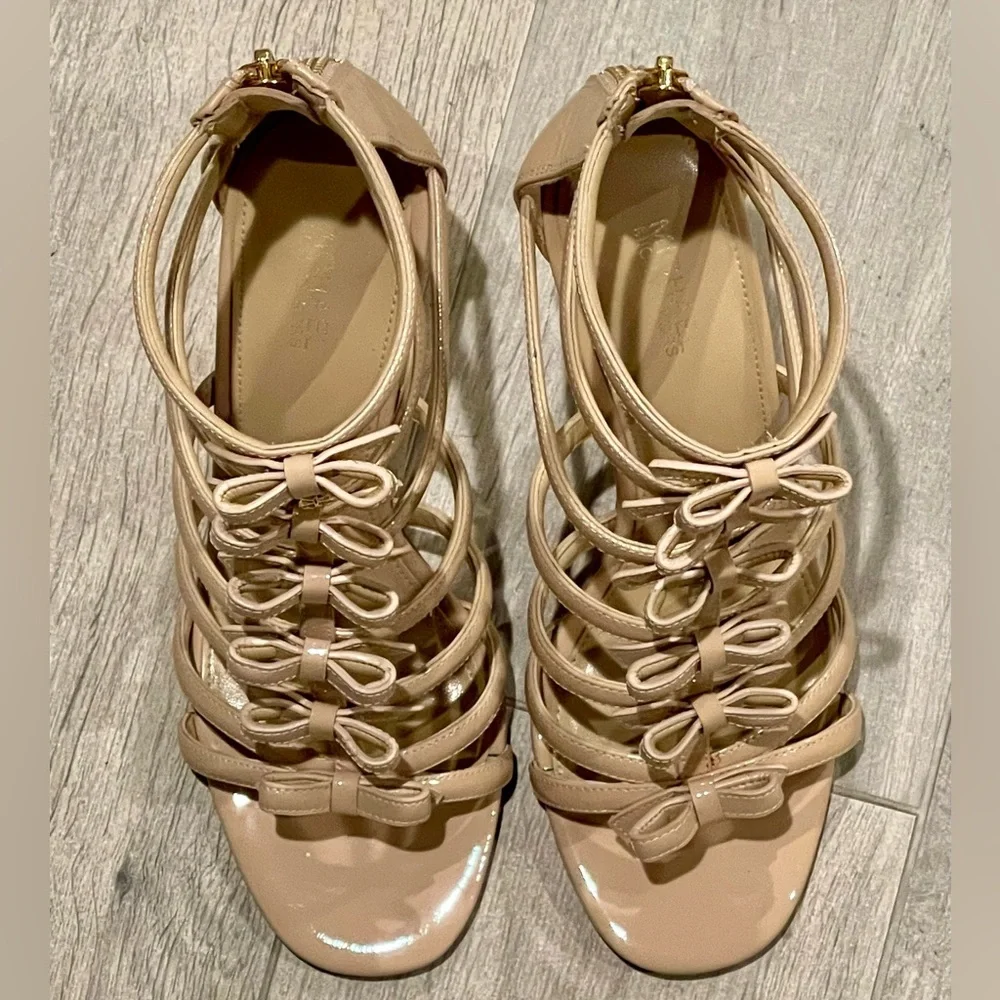 Michael Kors Veronica Patent Caged Strappy Beige LT Blush Sandals Bows Size 6.5